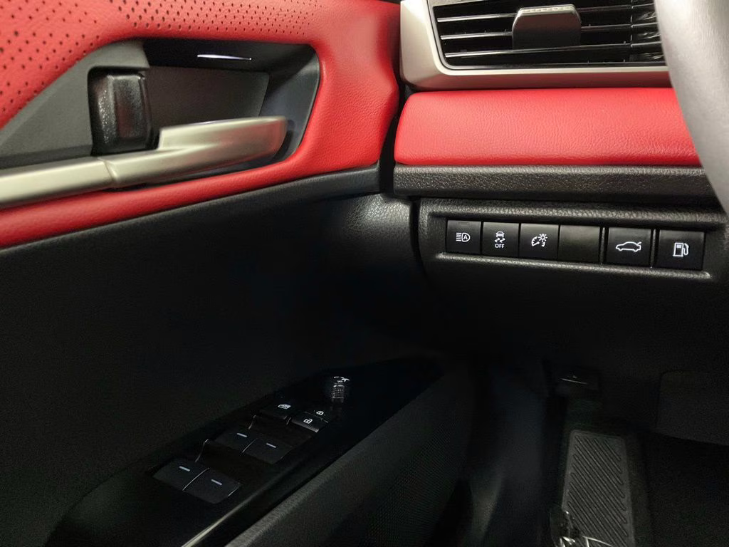 2026 Pearl Toyota Camry XSE FWD Sedan