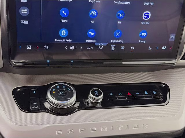 2026 Oxford White Ford Expedition Max Active 4X4 SUV