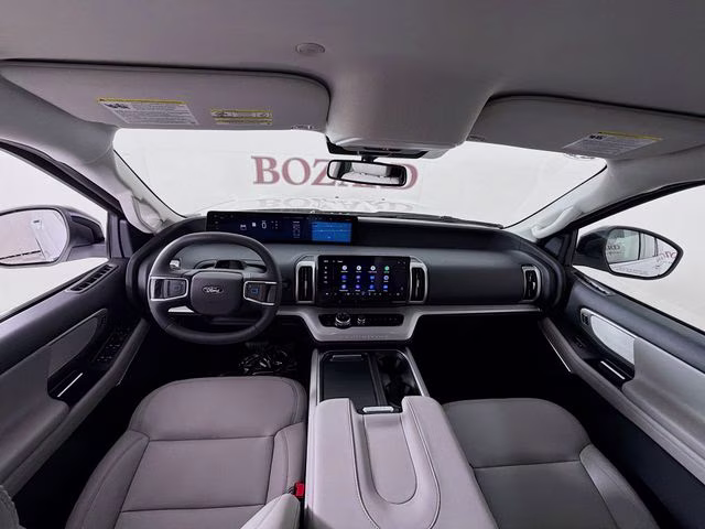 2026 Oxford White Ford Expedition Max Active 4X4 SUV