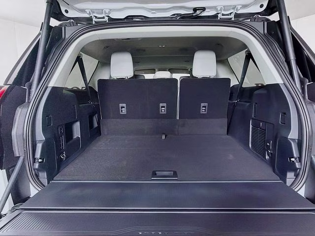 2026 Oxford White Ford Expedition Max Active 4X4 SUV