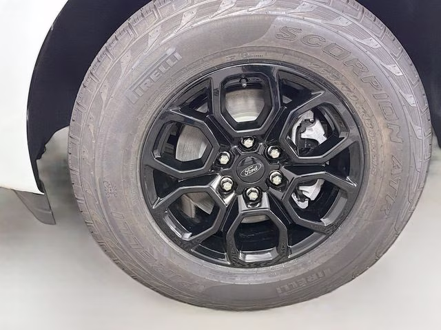 2026 Oxford White Ford Expedition Max Active 4X4 SUV