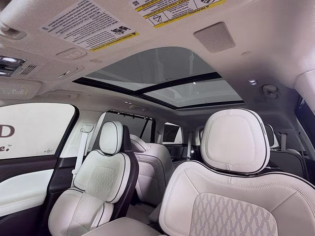 2024 Red Metallic Lincoln Aviator Black Label AWD SUV