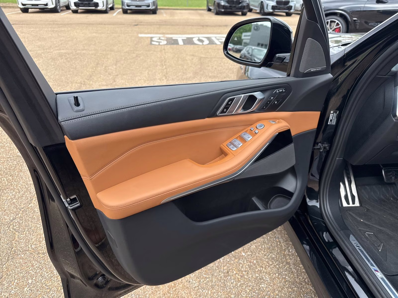 2024 Black Sapphire Metallic BMW X7 xDrive40i AWD SUV