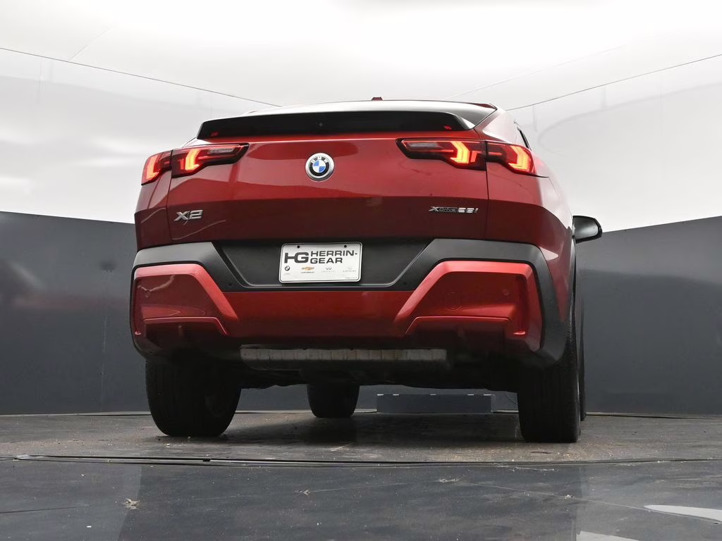 2024 Vegas Red Metallic BMW X2 xDrive28i AWD SUV