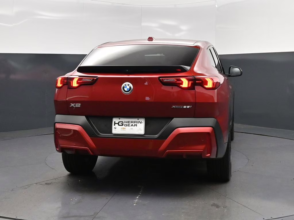 2024 Vegas Red Metallic BMW X2 xDrive28i AWD SUV