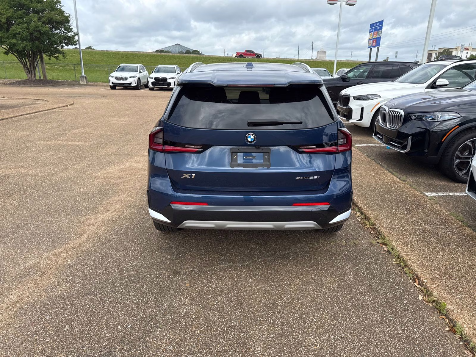 2025 Phytonic Blue Metallic BMW X1 xDrive28i AWD SUV