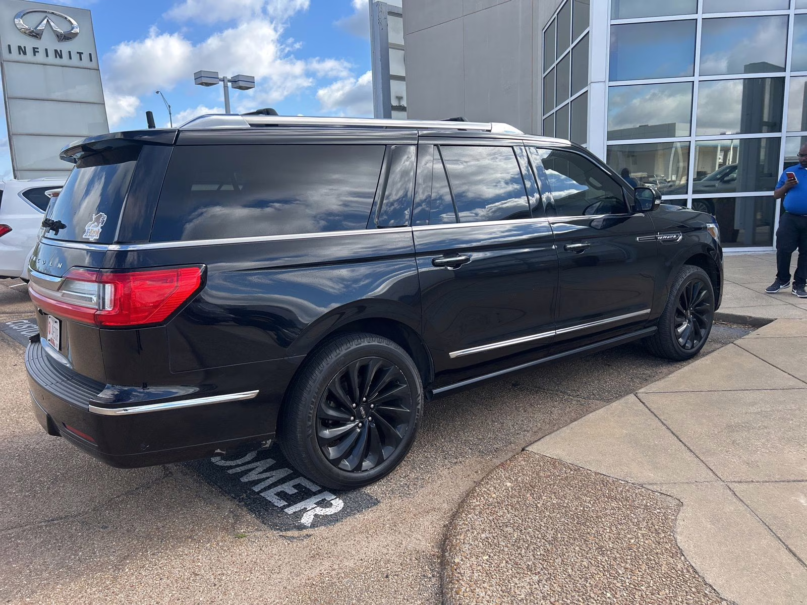 2020 Infinite Black Lincoln Navigator L Reserve 4X4 SUV