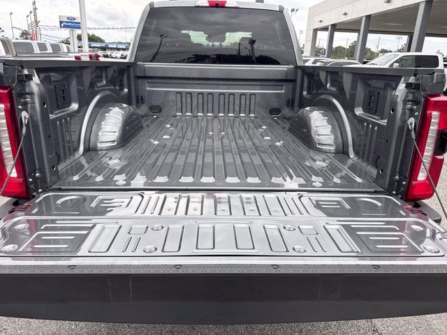 2026 Carbonized Gray Metallic Ford Super Duty F-250 SRW Lariat 4X4 Truck