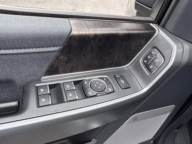 2026 Carbonized Gray Metallic Ford Super Duty F-250 SRW Lariat 4X4 Truck