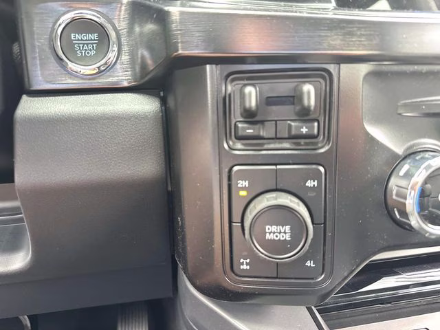 2026 Carbonized Gray Metallic Ford Super Duty F-250 SRW Lariat 4X4 Truck