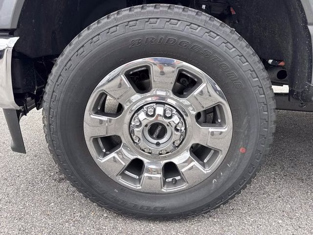 2026 Carbonized Gray Metallic Ford Super Duty F-250 SRW Lariat 4X4 Truck