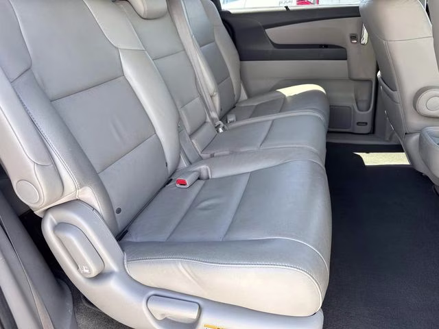 2015 Silver Honda Odyssey EX-L FWD Van