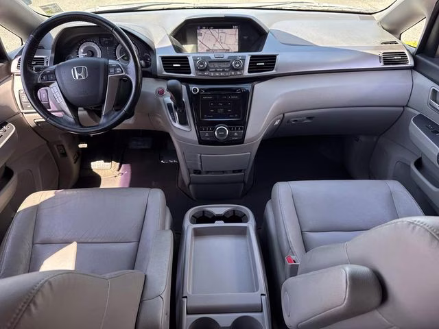 2015 Silver Honda Odyssey EX-L FWD Van