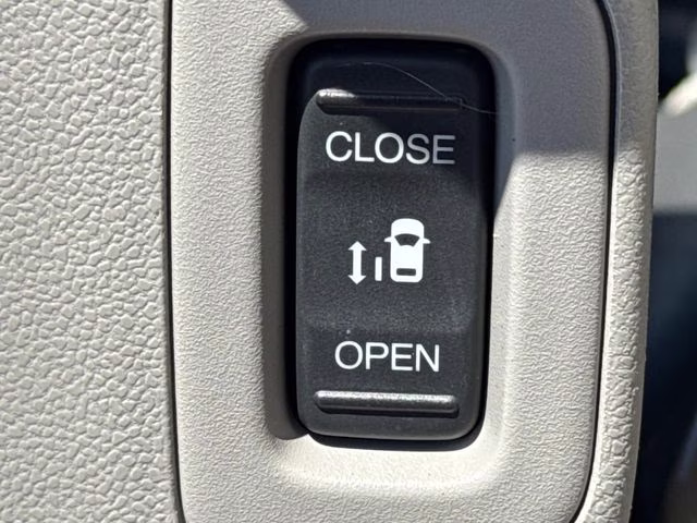 2015 Silver Honda Odyssey EX-L FWD Van