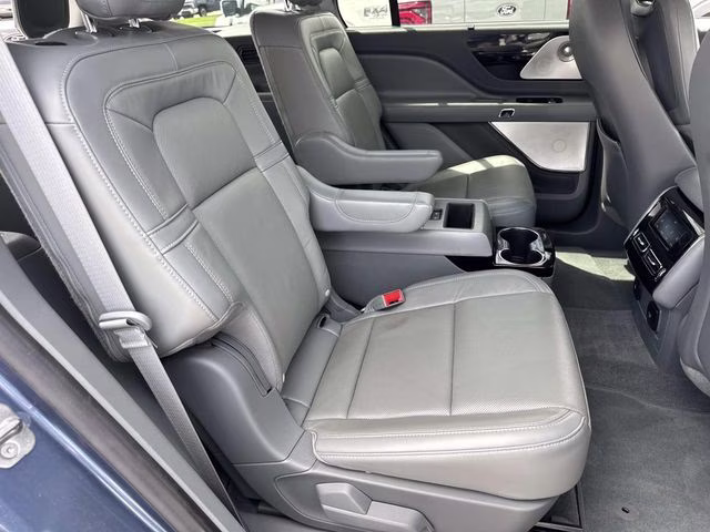 2020 Diamond Lincoln Aviator Reserve AWD SUV