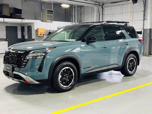 2026 Baltic Teal/Super Black Nissan Pathfinder Rock Creek 4X4 SUV