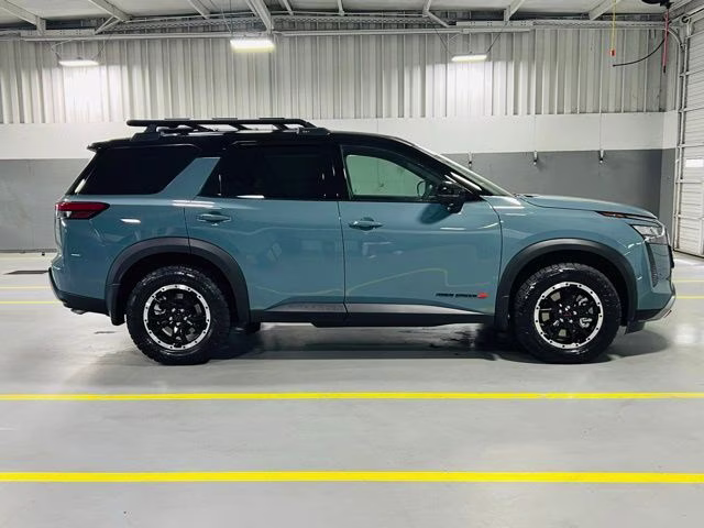 2026 Baltic Teal/Super Black Nissan Pathfinder Rock Creek 4X4 SUV