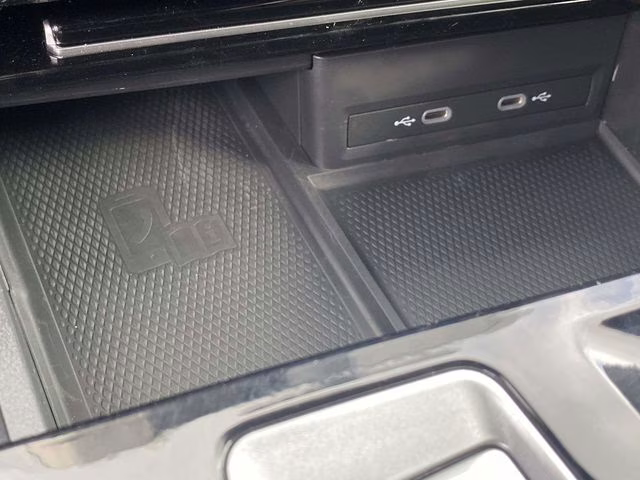 2024 Silver Mist Metallic Volkswagen Atlas Cross Sport 2.0T SE w/Technology AWD SUV