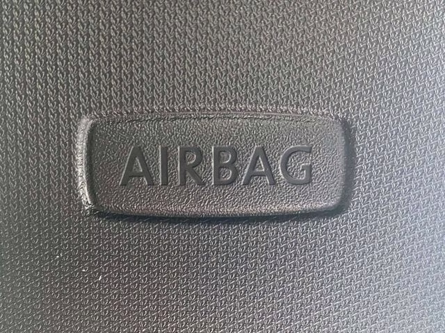 2024 Silver Mist Metallic Volkswagen Atlas Cross Sport 2.0T SE w/Technology AWD SUV