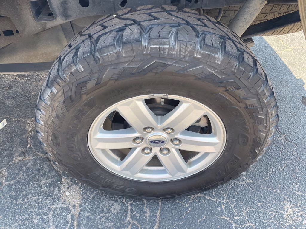 2022 Oxford White Ford F-150 XLT 4X4 Truck