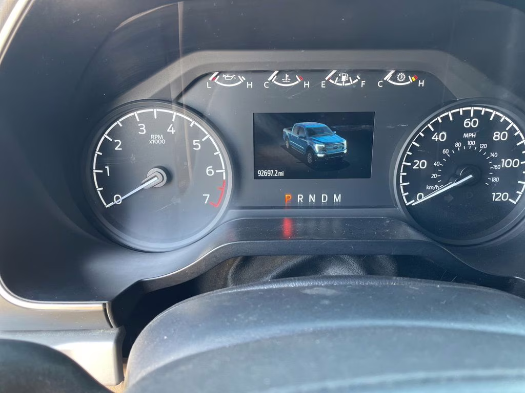 2022 Oxford White Ford F-150 XLT 4X4 Truck