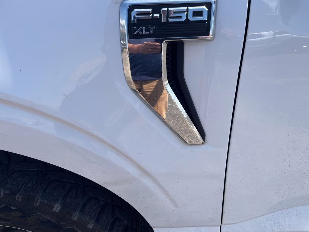2022 Oxford White Ford F-150 XLT 4X4 Truck