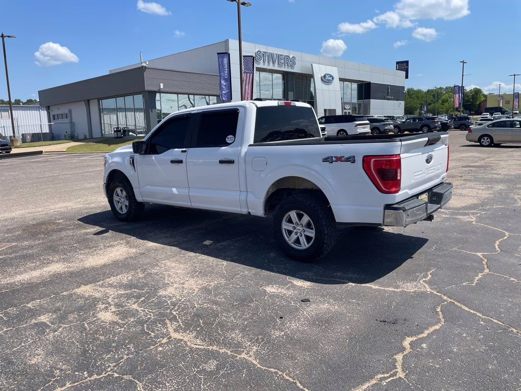 2022 Oxford White Ford F-150 XLT 4X4 Truck