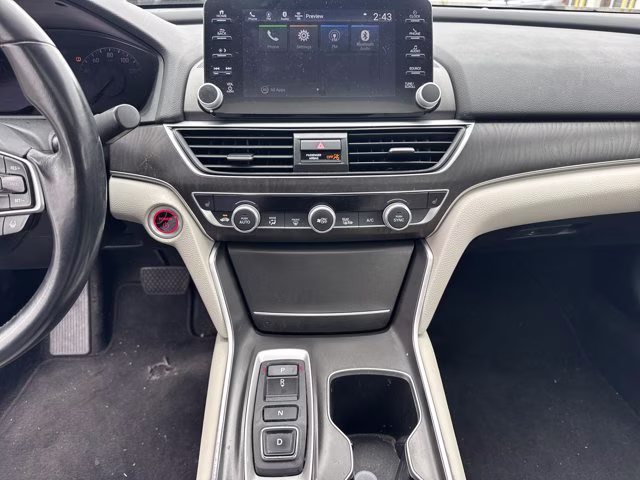 2019 Platinum White Pearl Honda Accord Hybrid EX-L FWD Sedan