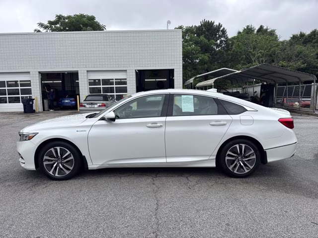 2019 Platinum White Pearl Honda Accord Hybrid EX-L FWD Sedan