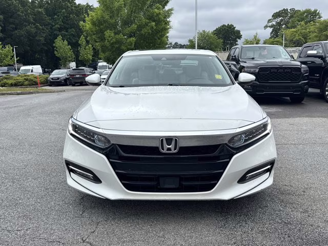 2019 Platinum White Pearl Honda Accord Hybrid EX-L FWD Sedan