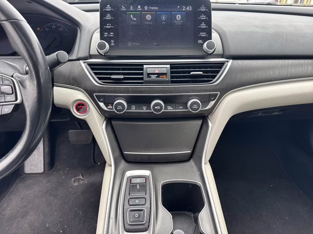 2019 Platinum White Pearl Honda Accord Hybrid EX-L FWD Sedan