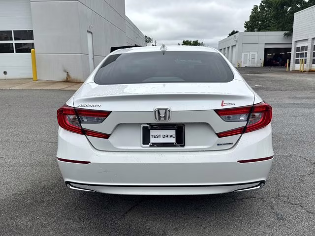 2019 Platinum White Pearl Honda Accord Hybrid EX-L FWD Sedan