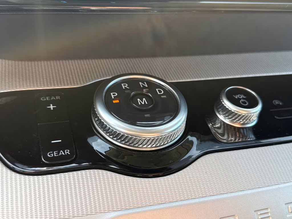 2025 Agate Black Metallic Ford Expedition Max Active RWD SUV