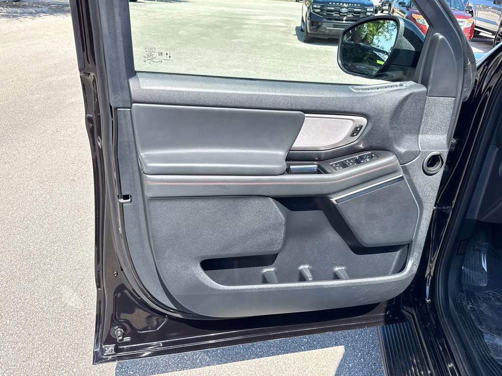 2025 Agate Black Metallic Ford Expedition Max Active RWD SUV