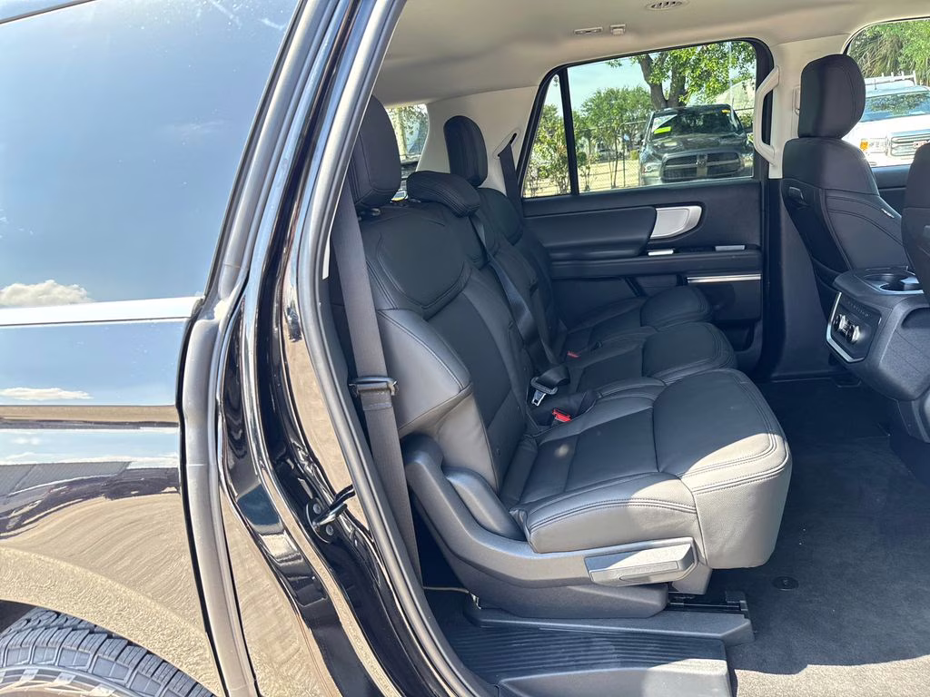 2025 Agate Black Metallic Ford Expedition Max Active RWD SUV