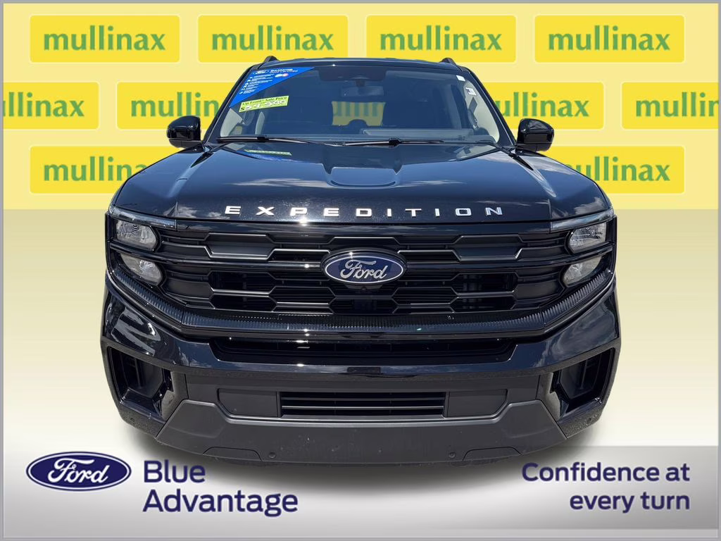 2025 Agate Black Metallic Ford Expedition Max Active RWD SUV