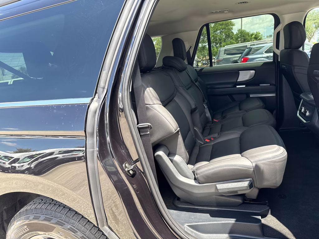 2025 Agate Black Metallic Ford Expedition Max Active RWD SUV