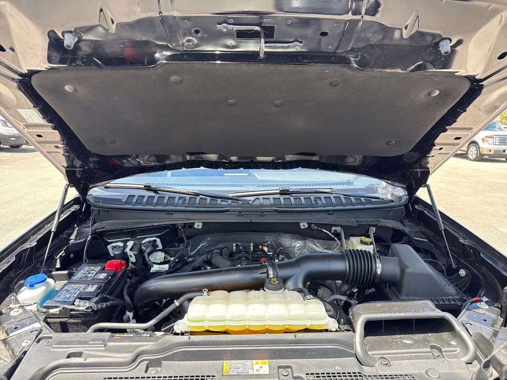 2025 Agate Black Metallic Ford Expedition Max Active RWD SUV