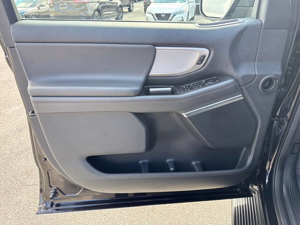 2025 Agate Black Metallic Ford Expedition Max Active RWD SUV