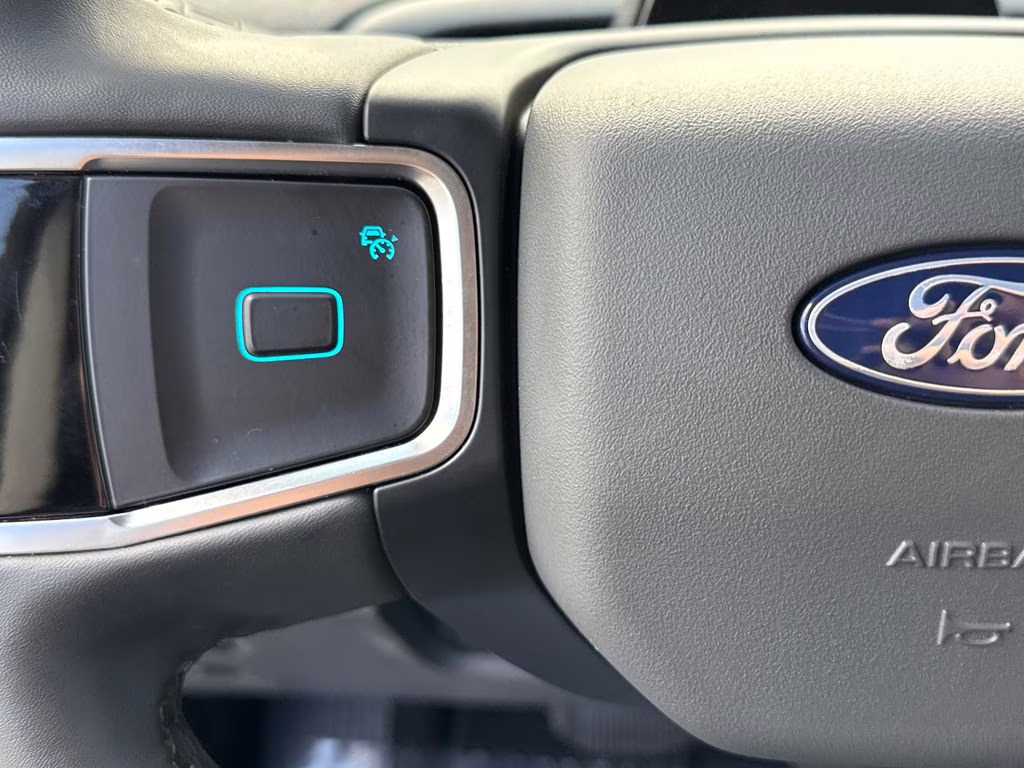 2025 Agate Black Metallic Ford Expedition Max Active RWD SUV
