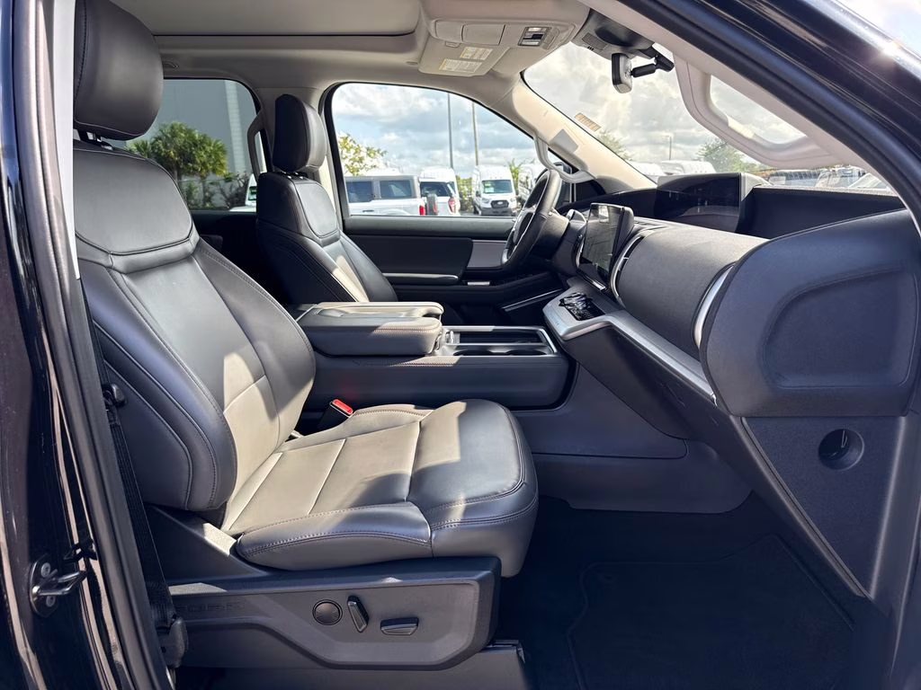 2025 Agate Black Metallic Ford Expedition Max Active RWD SUV