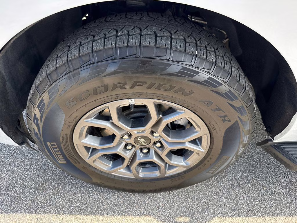 2025 Space Silver Metallic Ford Expedition Max Active RWD SUV