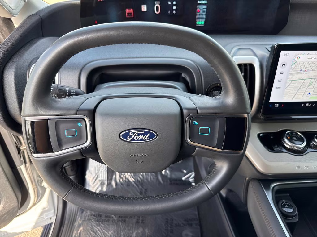 2025 Space Silver Metallic Ford Expedition Max Active RWD SUV