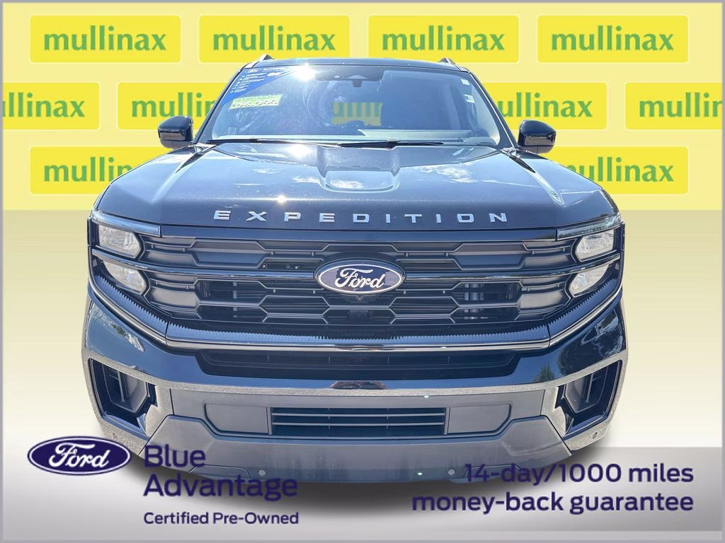 2025 Agate Black Metallic Ford Expedition Max Active RWD SUV