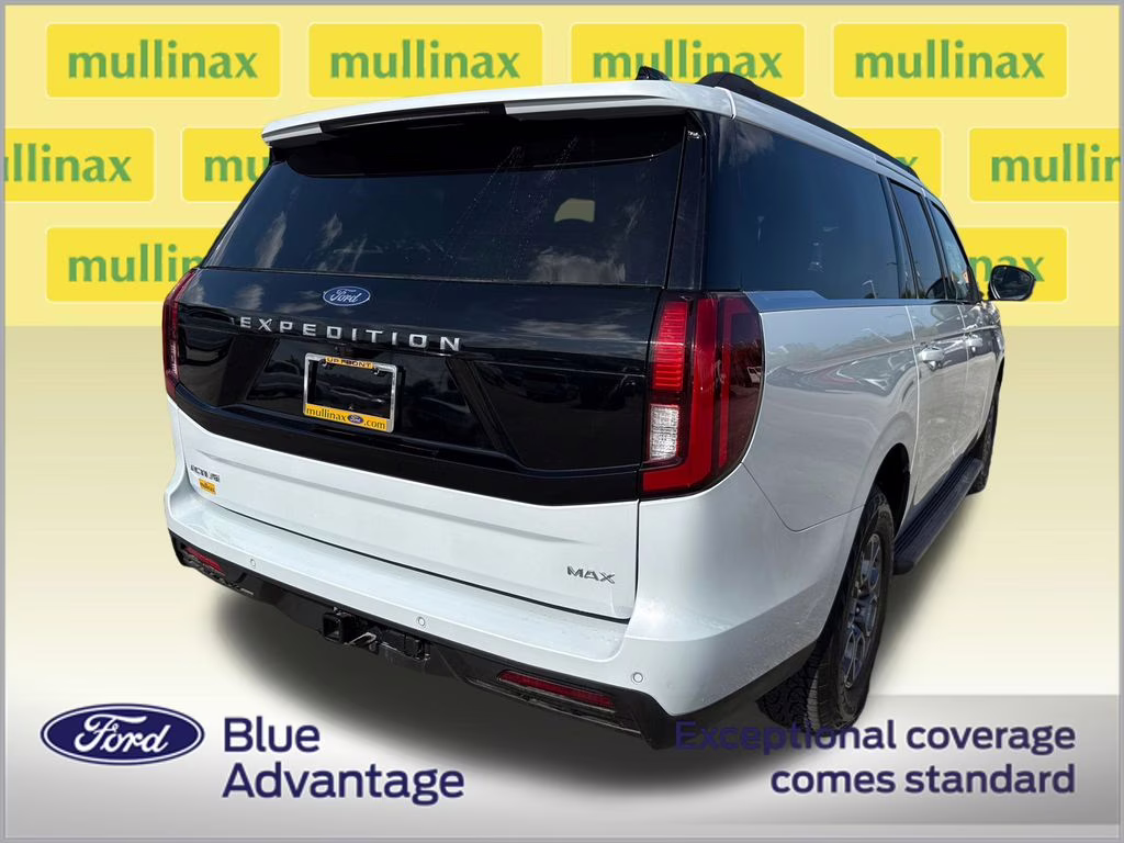 2025 Space Silver Metallic Ford Expedition Max Active RWD SUV