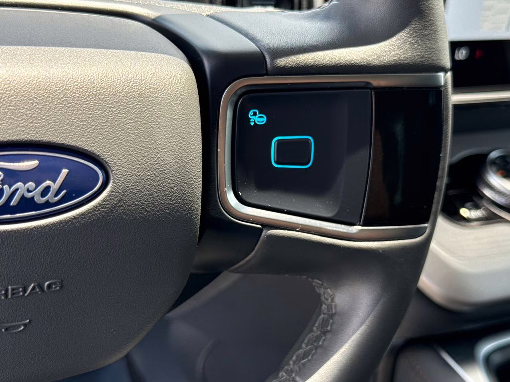 2025 Agate Black Metallic Ford Expedition Max Active RWD SUV