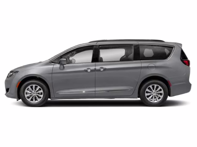 2018 Billet Silver Metallic Clearcoat Chrysler Pacifica Touring L Plus FWD Van