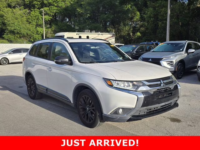 2018 Mitsubishi Outlander LE