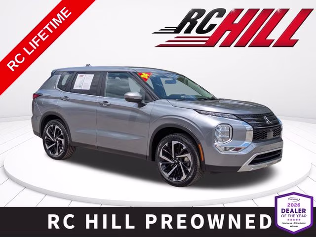 2024 Mercury Gray Metallic Mitsubishi Outlander SE FWD SUV