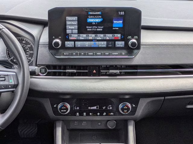 2024 Mercury Gray Metallic Mitsubishi Outlander SE FWD SUV